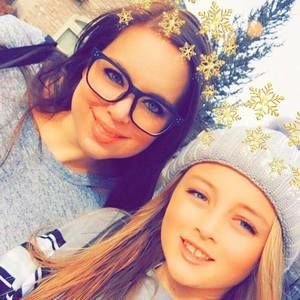 Meet your Posher, Abi